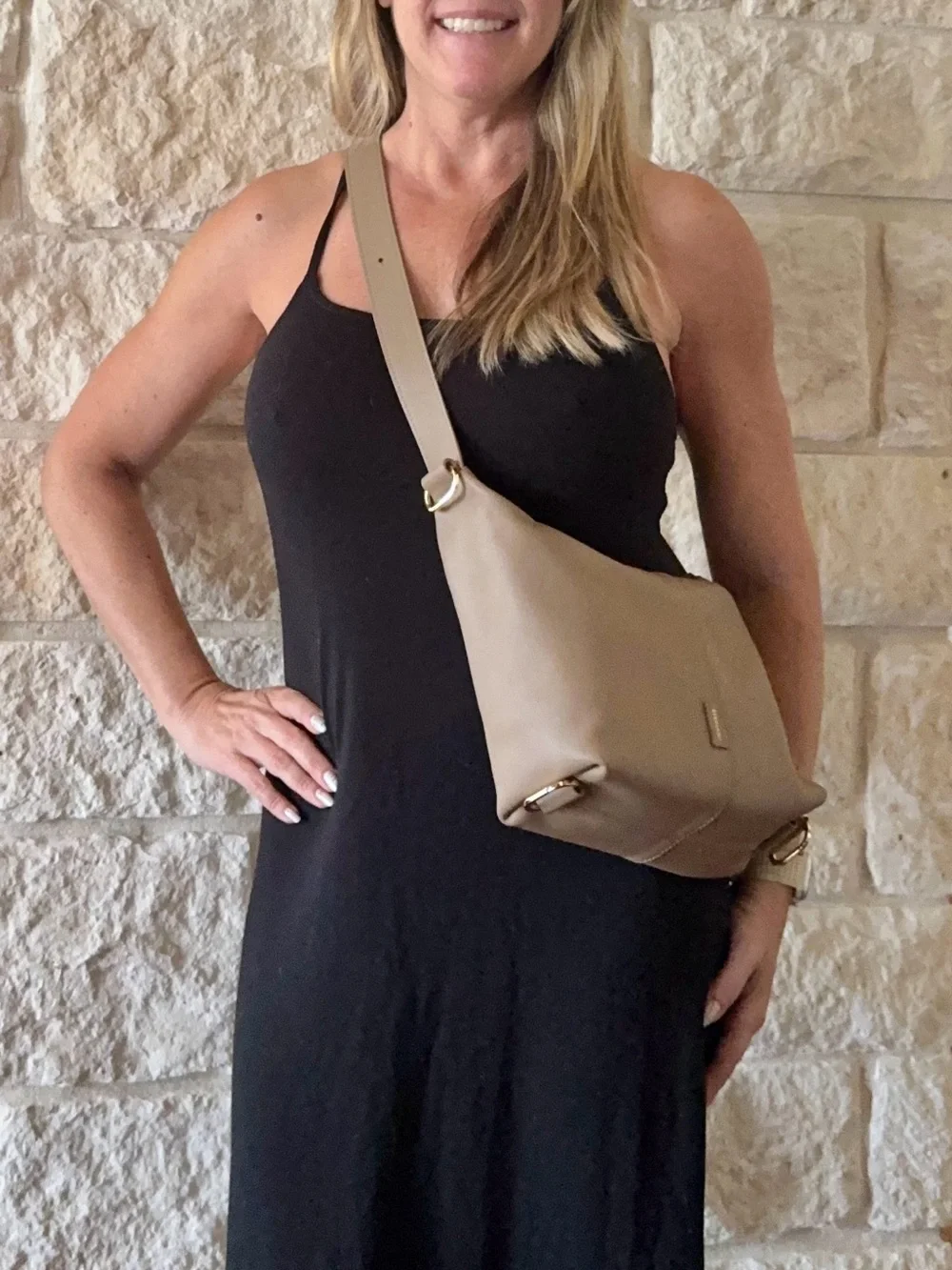 Beracamy Empiricism 7-Ways to wear bag in toffee full grain leather